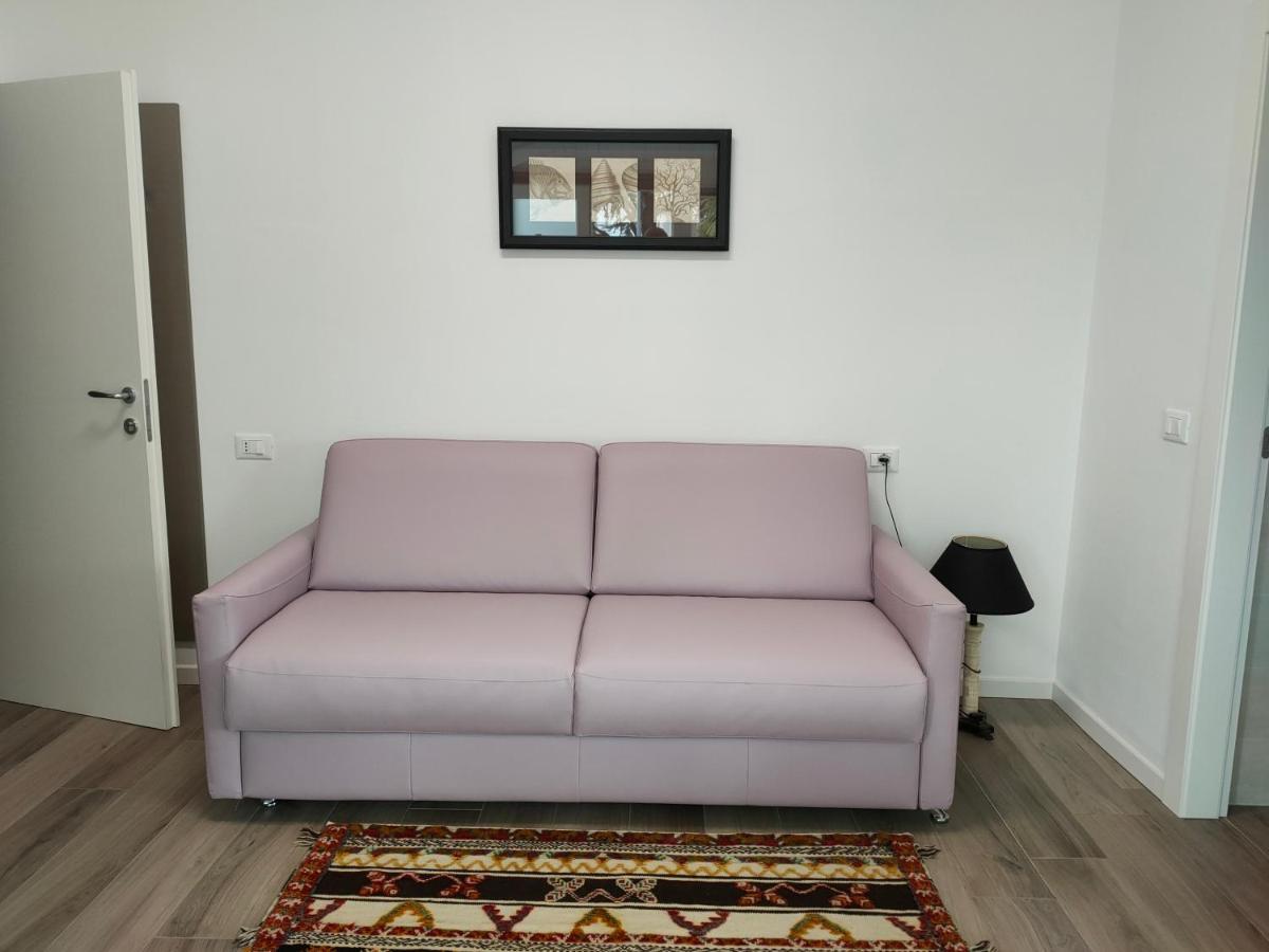 Iris Ar Holiday-Home Πεσκιέρα ντελ Γκάρντα Εξωτερικό φωτογραφία